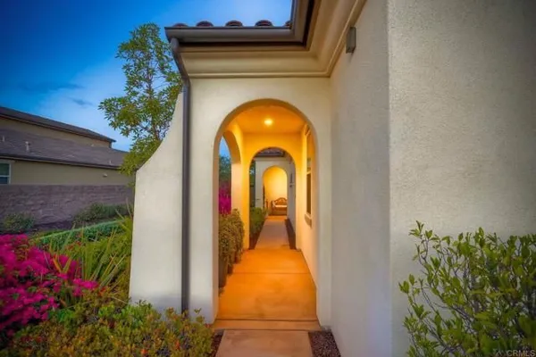 Property Slideshow image 3 of 59 | 8068 auberge cir, San Diego, CA, 92127