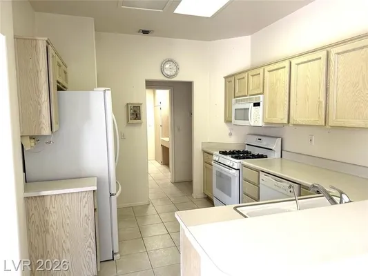 Property Slideshow image 2 of 27 | 2617 settlers bay ln, Las Vegas, NV, 89134