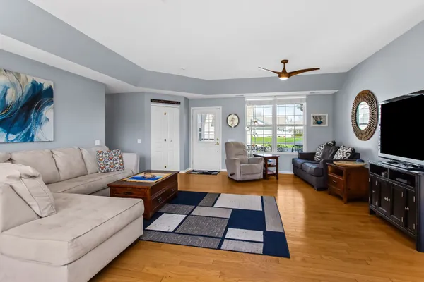 Property Slideshow image 3 of 20 | 12668 rock island trl, Huntley, IL, 60142