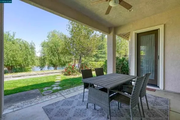 Property Slideshow image 3 of 59 | 1129 jonagold way, Brentwood (Cc), CA, 94513