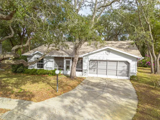 Property Slideshow image 3 of 40 | 8619 gold pine dr, Port Richey, FL, 34668