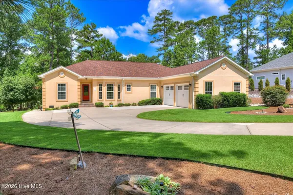 Property Slideshow image 2 of 51 | 313 oreda pl, Mccormick, SC, 29835