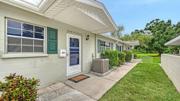Property Slideshow image 3 of 38 | 2436 golf course dr 707, Sarasota, FL, 34234