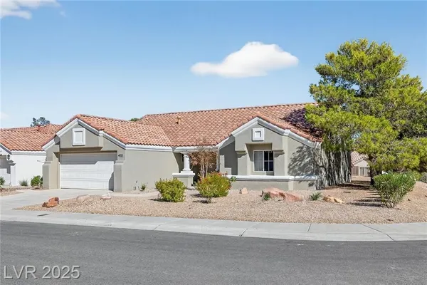 Property Slideshow image 2 of 37 | 3100 angelica ct, Las Vegas, NV, 89134