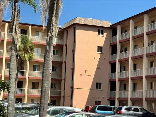 Property Slideshow image 2 of 48 | 3927 lake bayshore dr # f312, Bradenton, FL, 34205