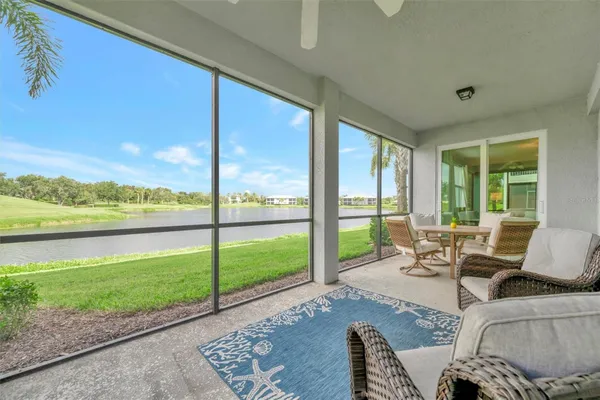 Property Slideshow image 2 of 69 | 947 tidewater shores loop, Bradenton, FL, 34208
