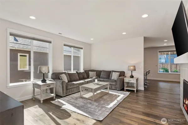 Property Slideshow image 3 of 28 | 18518 146th st, Bonney Lake, WA, 98391