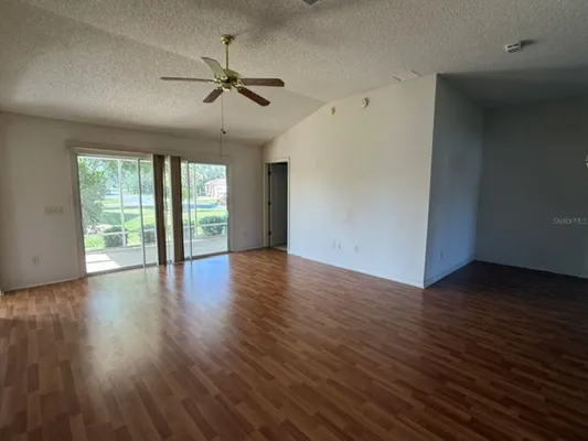 Property Slideshow image 3 of 14 | 3001 saint thomas ln, The Villages, FL, 32162