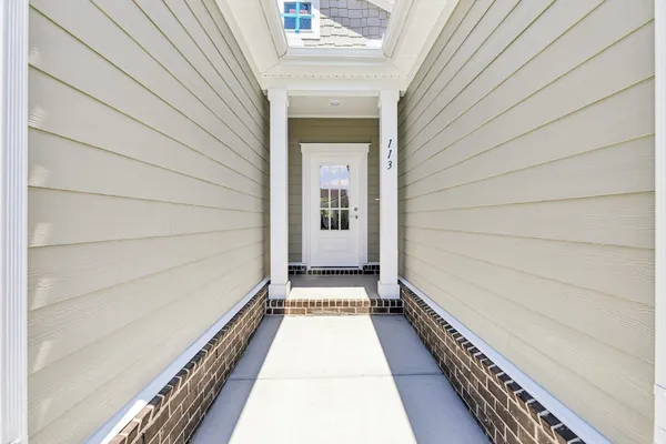Property Slideshow image 3 of 32 | 113 holly rdg, Antioch, TN, 37013