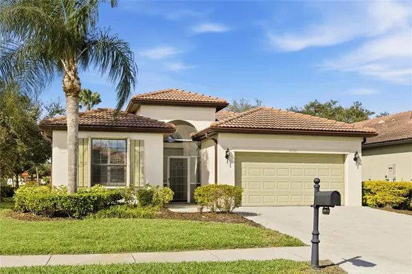 Property Slideshow image 2 of 50 | 20623 pezzana dr, Venice, FL, 34292
