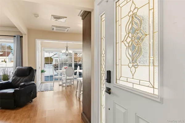 Property Slideshow image 3 of 23 | 27 hearthside dr, Mount Sinai, NY, 11766