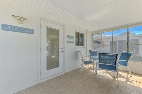 Property Slideshow image 2 of 78 | 501 sloop way, Nokomis, FL, 34275