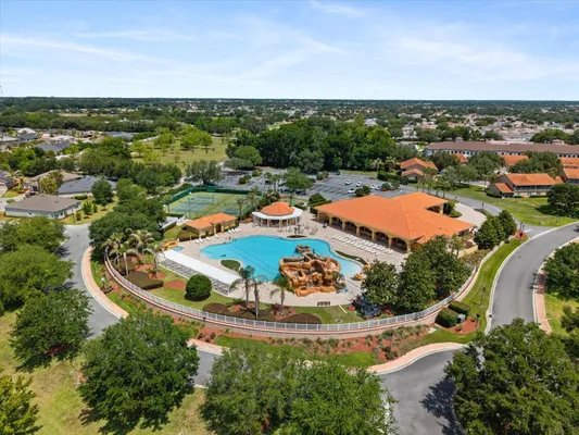 Property Slideshow image 2 of 20 | 5336 edgewater way 11, Oxford, FL, 34484
