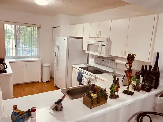 Property Slideshow image 3 of 14 | 9511 weldon cir g 306, Tamarac, FL, 33321