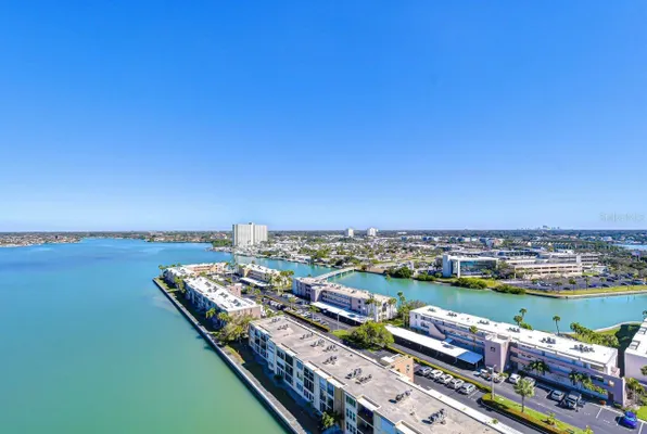 Property Slideshow image 3 of 35 | 7300 sun island dr 1602, South Pasadena, FL, 33707