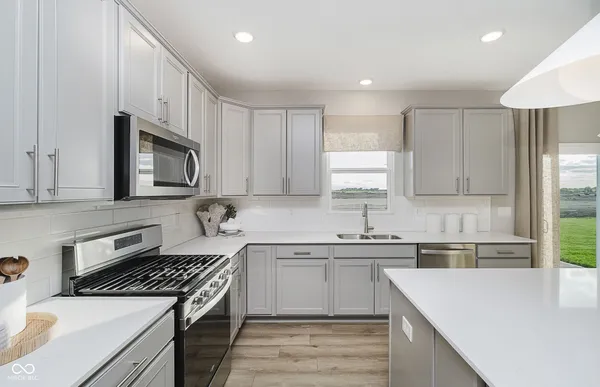 Property Slideshow image 2 of 38 | 16211 showdown rd, Noblesville, IN, 46060