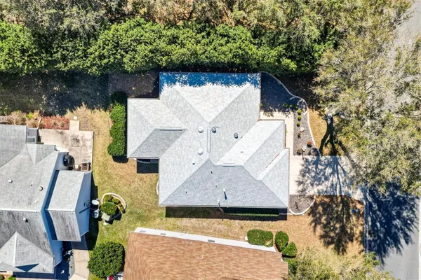 Property Slideshow image 3 of 35 | 1301 oak forest dr, The Villages, FL, 32162