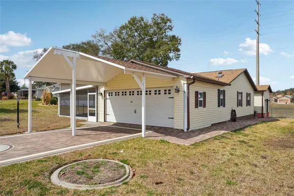 Property Slideshow image 3 of 46 | 1833 w schwartz blvd, Lady Lake, FL, 32159