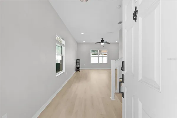 Property Slideshow image 2 of 28 | 4908 ne 123rd ln, Oxford, FL, 34484