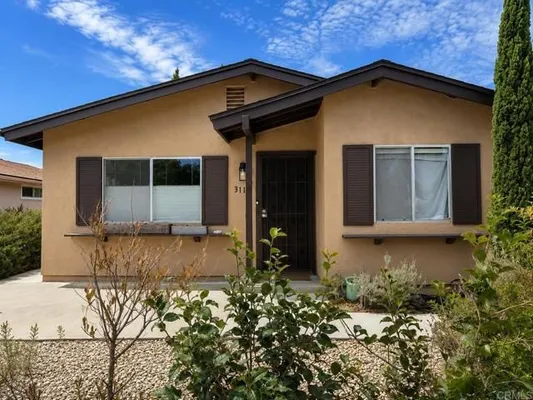 Property Slideshow image 3 of 26 | 3113 buena hills dr, Oceanside, CA, 92056