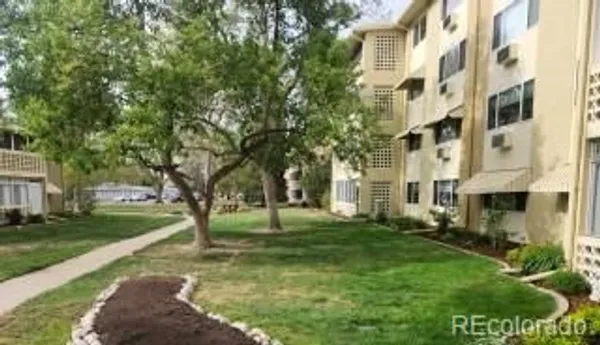 Property Slideshow image 3 of 15 | 720 s clinton st, Denver, CO, 80247