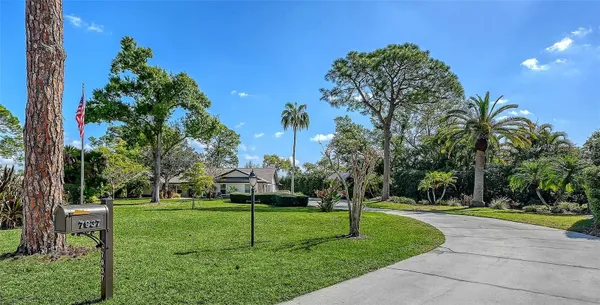 Property Slideshow image 2 of 74 | 7937 broadmoor pines blvd, Sarasota, FL, 34243