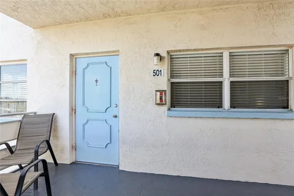 Property Slideshow image 2 of 39 | 2850 59th st 501, Gulfport, FL, 33707