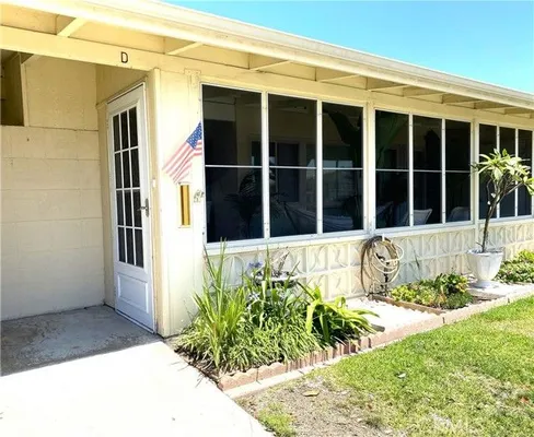 Property Slideshow image 2 of 17 | 13370 st andrews dr, Seal Beach, CA, 90740