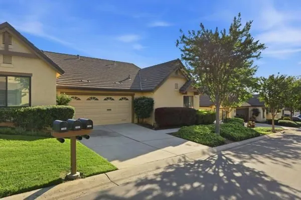 Property Slideshow image 2 of 49 | 7502 deveron ct, San Jose, CA, 95135