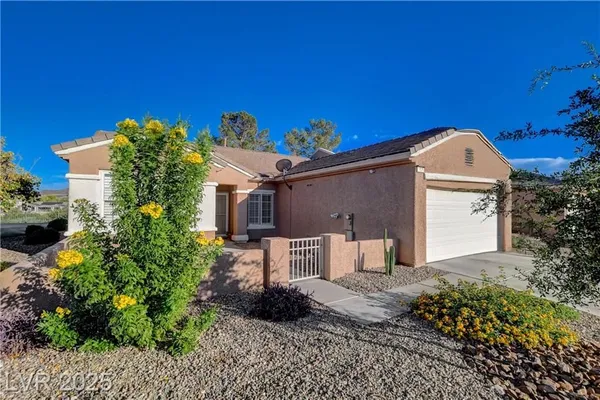 Property Slideshow image 2 of 60 | 1426 fieldbrook st, Henderson, NV, 89052