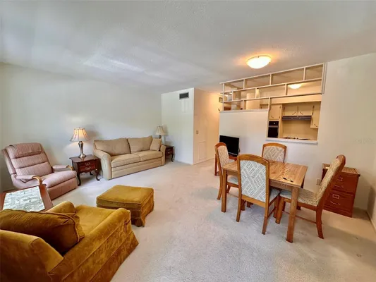 Property Slideshow image 3 of 37 | 2100 world parkway blvd 48, Clearwater, FL, 33763