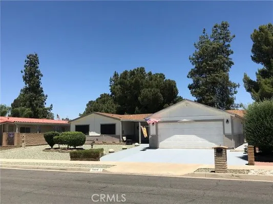 Property Slideshow image 2 of 34 | 1480 brentwood way, Hemet, CA, 92545