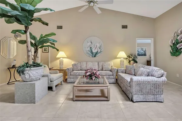 Property Slideshow image 2 of 29 | 2439 hidden trail dr, Spring Hill, FL, 34606
