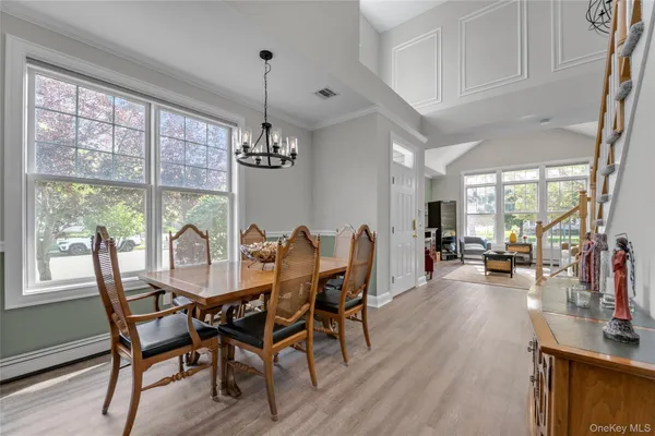 Property Slideshow image 3 of 28 | 626 village grn, North Hempstead, NY, 11050