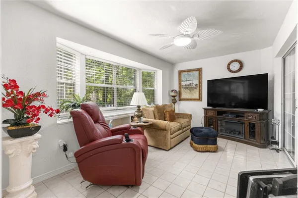 Property Slideshow image 3 of 52 | 11465 sw 75th terrace rd, Ocala, FL, 34476
