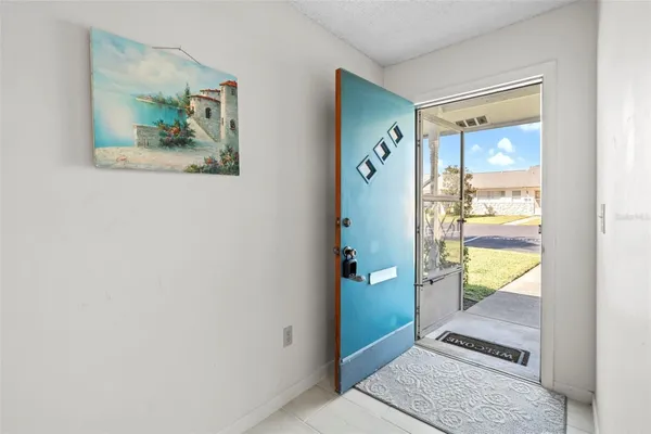 Property Slideshow image 3 of 18 | 151 n hill ave # 100, Deland, FL, 32724