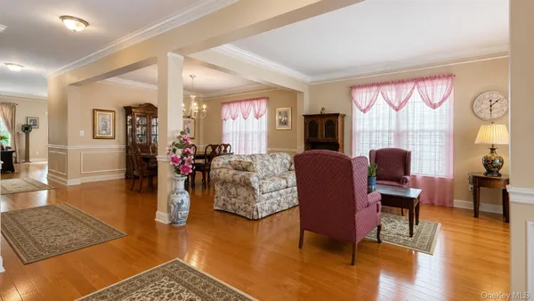 Property Slideshow image 3 of 26 | 25 sunflower st, Middletown, NY, 10940