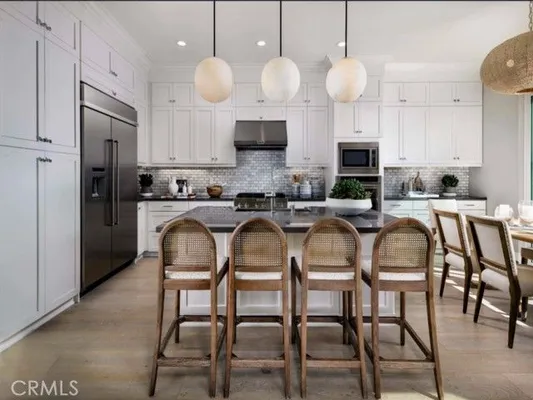 Property Slideshow image 2 of 36 | 355 mariposa way, Montebello, CA, 90640