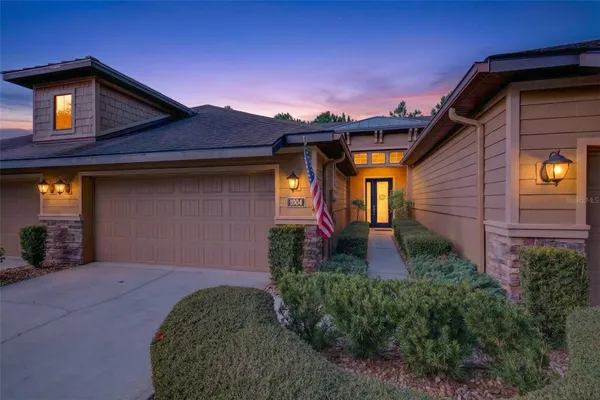 Property Slideshow image 2 of 77 | 1004 kilkenny ln, Ormond Beach, FL, 32174