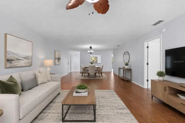 Property Slideshow image 2 of 70 | 6110 country club way 204, Sarasota, FL, 34243