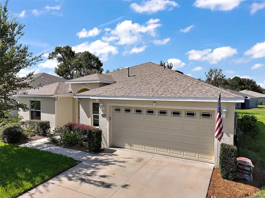 Property Slideshow image 3 of 42 | 27102 camerons run, Leesburg, FL, 34748