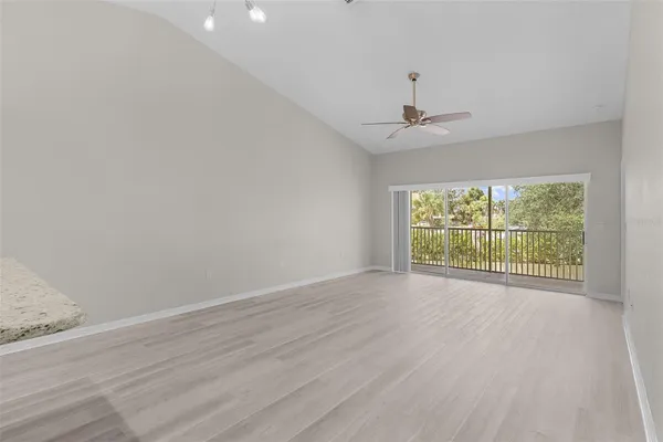 Property Slideshow image 3 of 26 | 5308 bowline ct, Oxford, FL, 34484