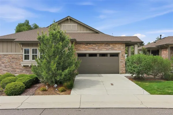 Property Slideshow image 2 of 40 | 6907 w jewell dr, Lakewood, CO, 80227