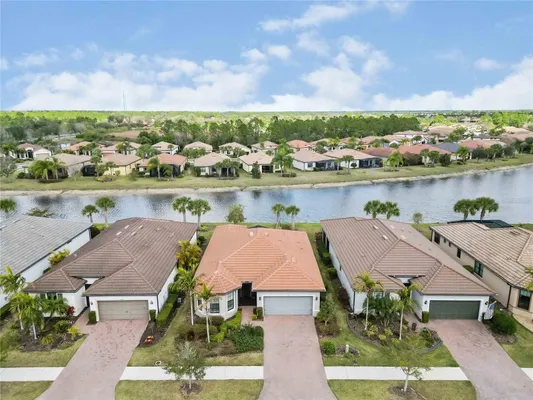 Property Slideshow image 2 of 70 | 1470 hyssop loop, North Port, FL, 34289