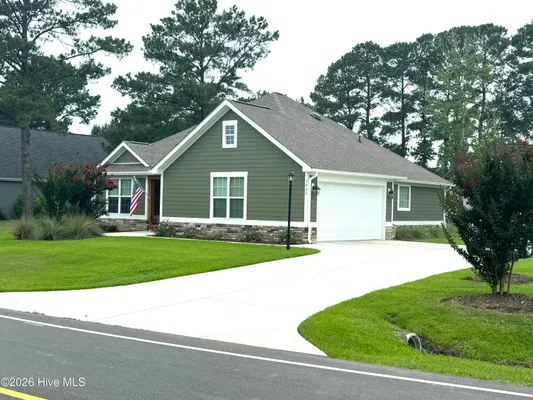 Property Slideshow image 2 of 19 | 1435 n middleton dr, Calabash, NC, 28467