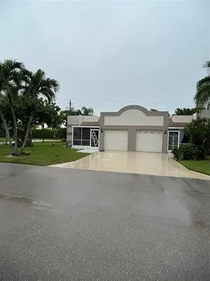 Property Slideshow image 2 of 36 | 9245 flynn cir apt 8, Boca Raton, FL, 33496