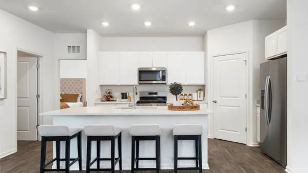 Property Slideshow image 3 of 21 | 17535 w windemere cir, Lockport, IL, 60441