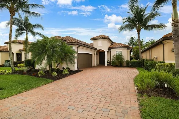 Property Slideshow image 2 of 50 | 28522 westmeath ct, Bonita Springs, FL, 34135