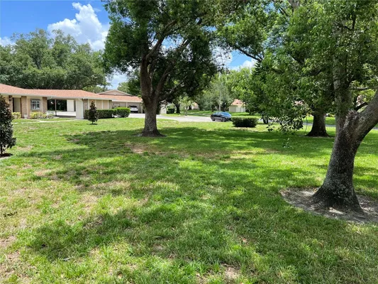 Property Slideshow image 2 of 25 | 2297 lark cir c, Palm Harbor, FL, 34684