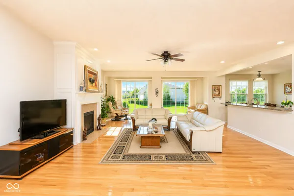 Property Slideshow image 3 of 44 | 13016 shiraz ln, Fishers, IN, 46037